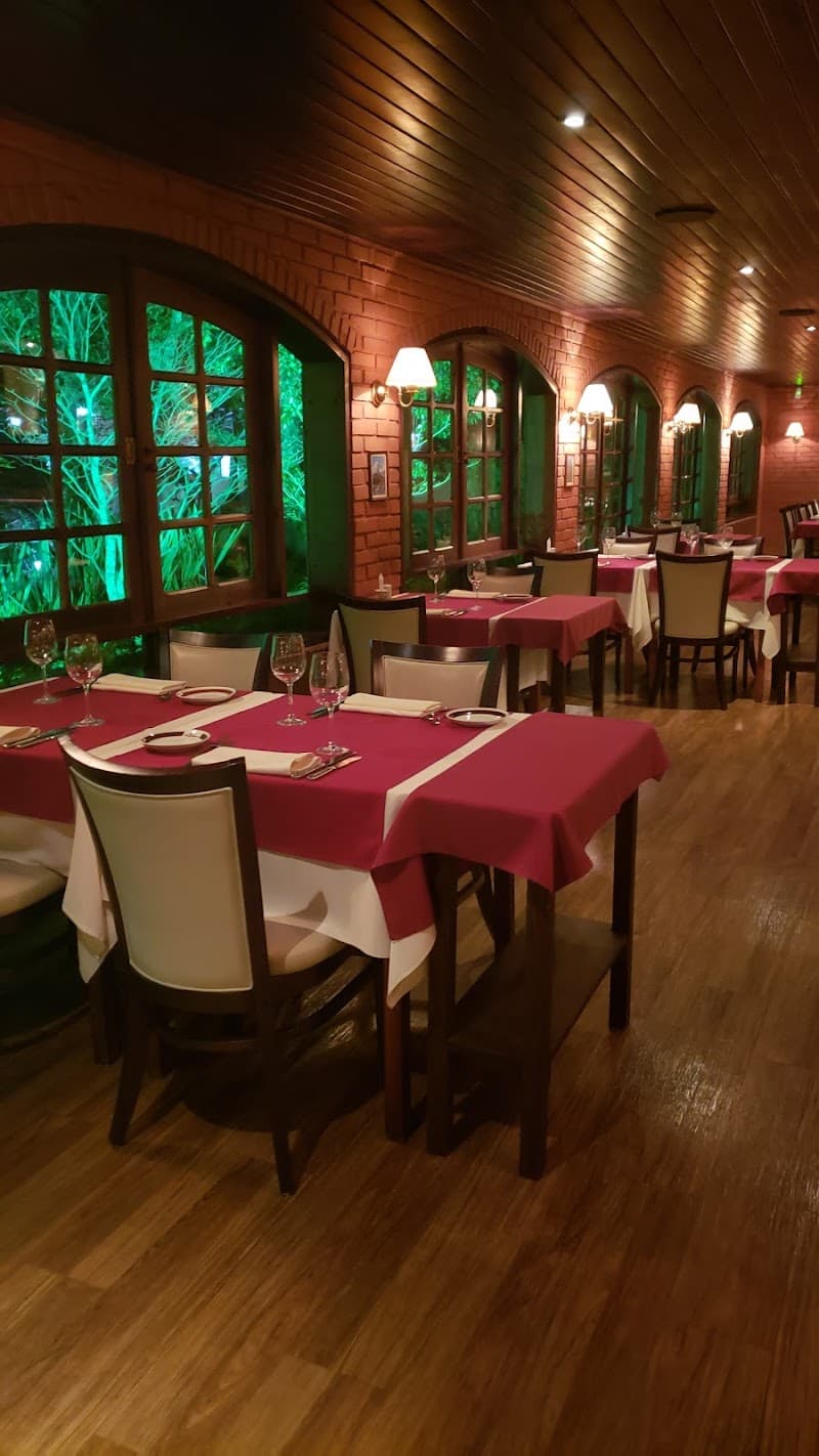 Chalet Suisse