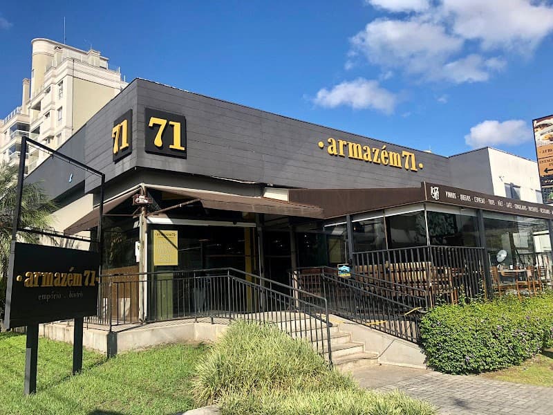 Armazém 71 - Cucina - Vino