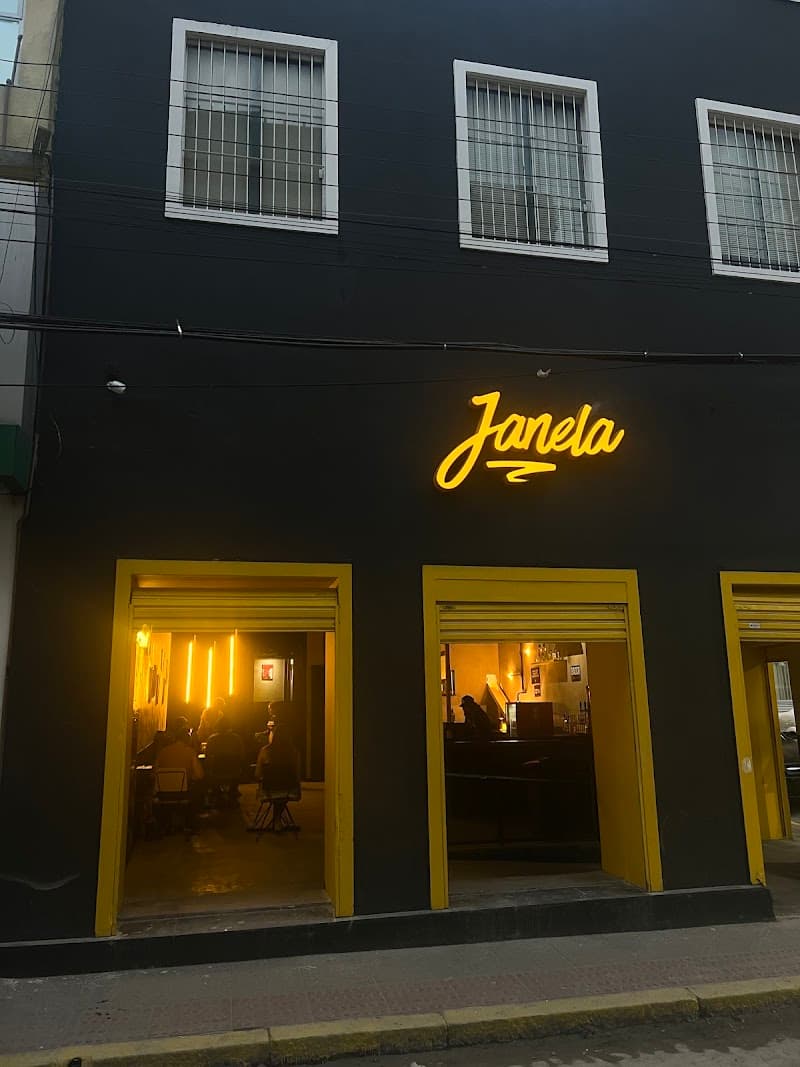Janela Bar