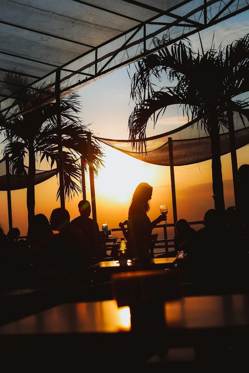 Baía Sunset Bar