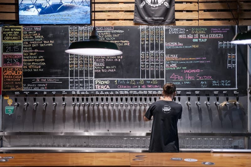 4Beer 4º Distrito - Cervejaria - Bar da fábrica - Taproom