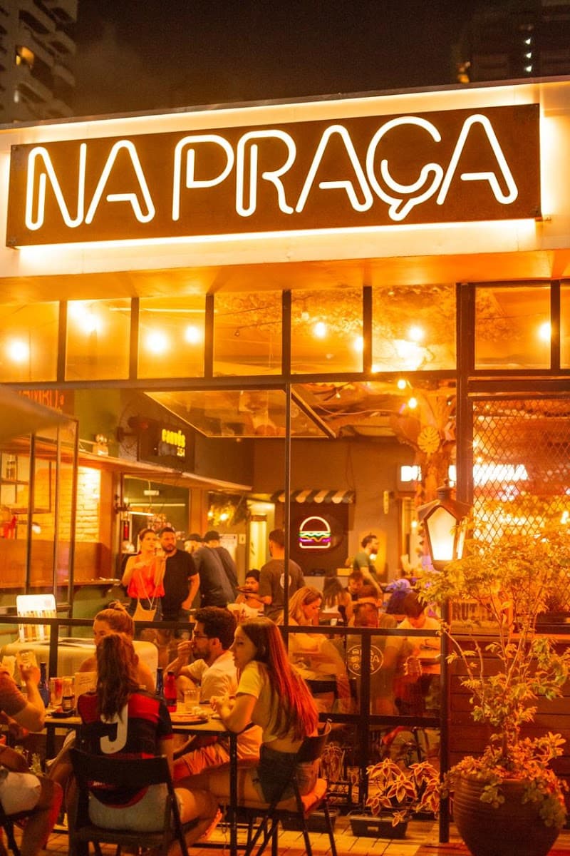 Na Praça Restaurantes e Bar