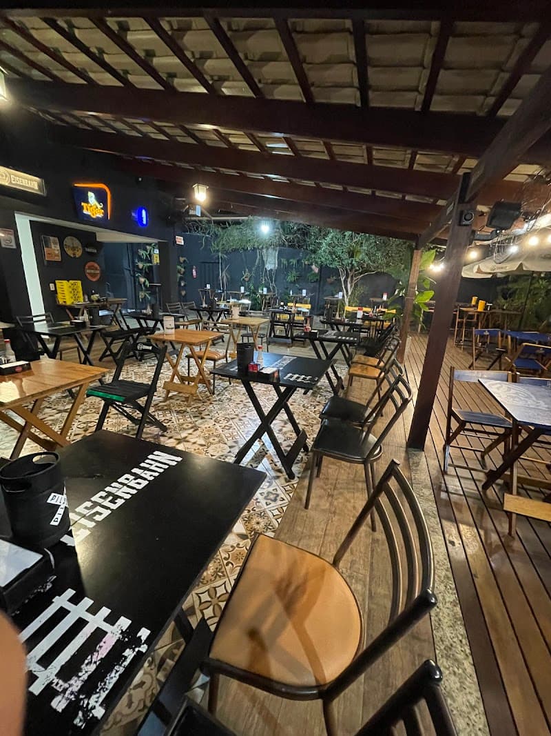 Deck Fabio’s Bar