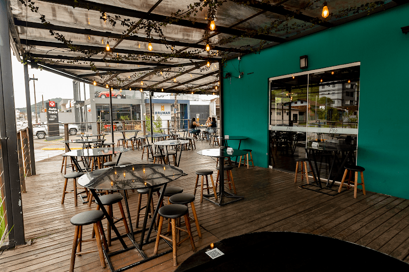 P10 Bar e Lounge