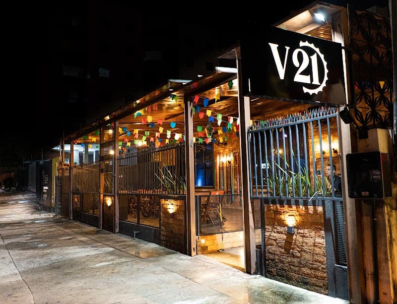 Vintage 21 - V21 Bar e Restaurante