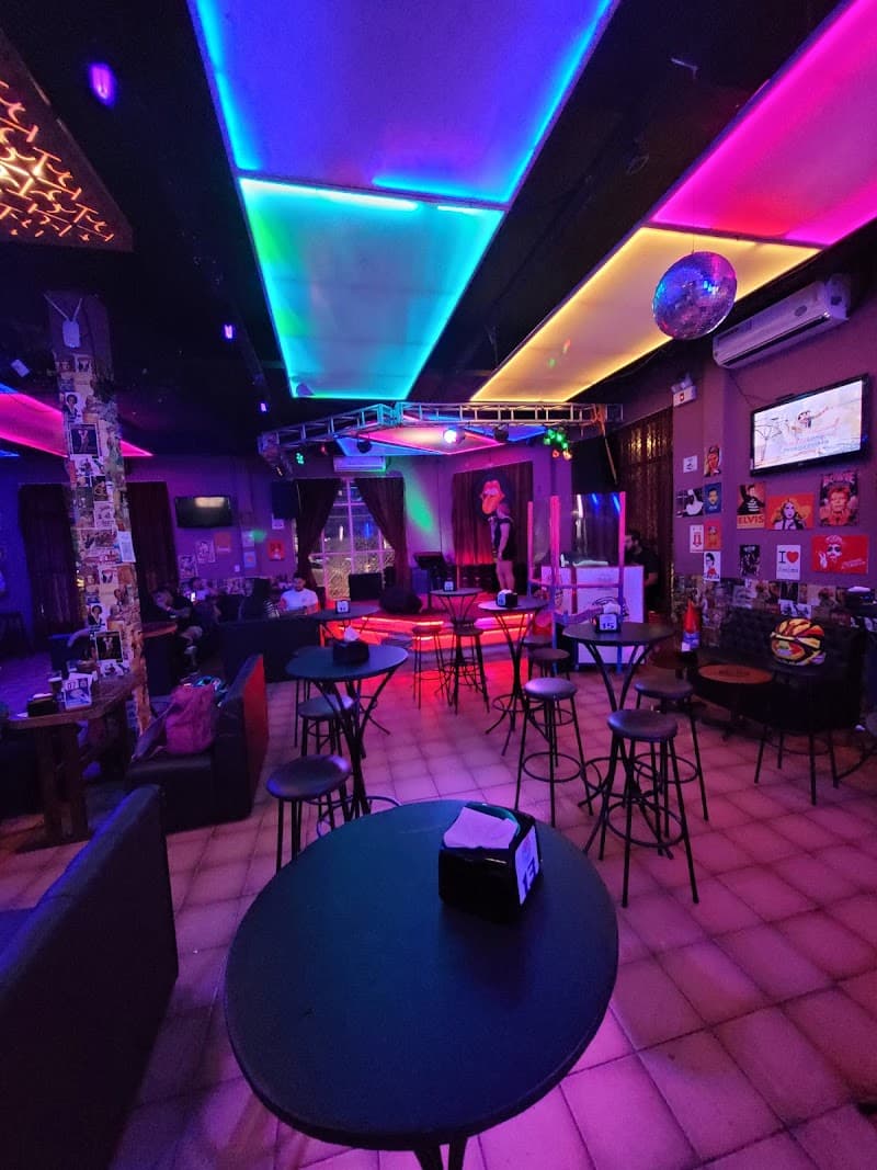 Lollaoke Gastrobar