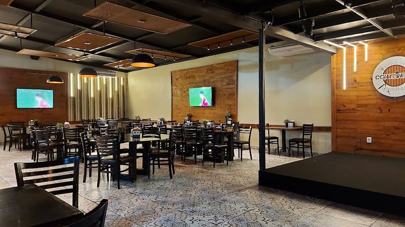 Conteiner's Squash & Bar