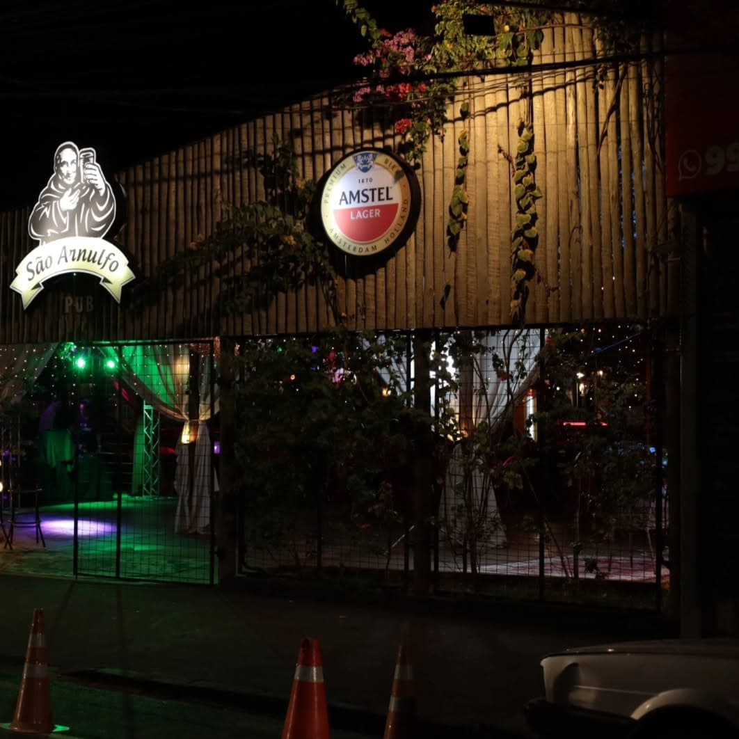 São Arnulfo Pub