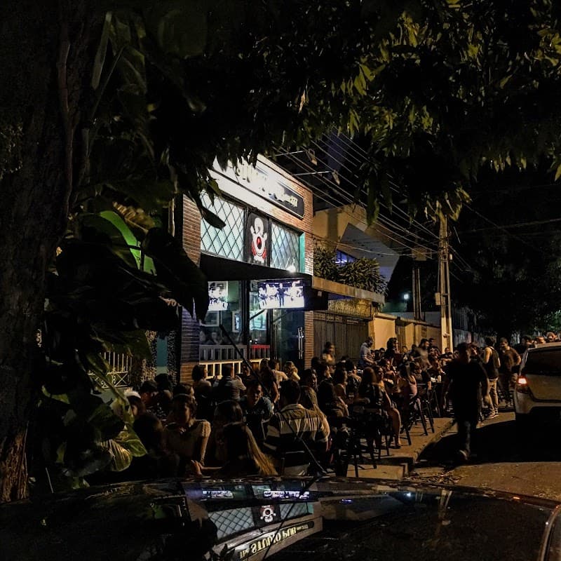 Studio Pub