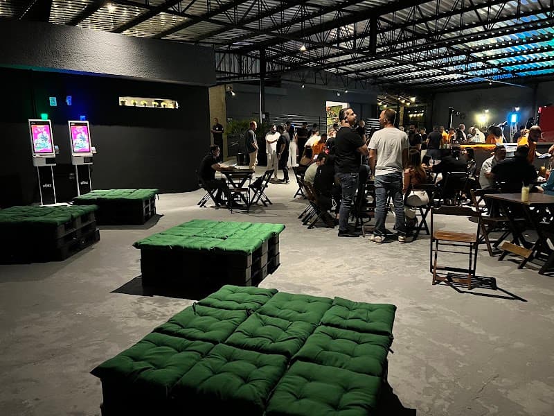 Unipub | Bar