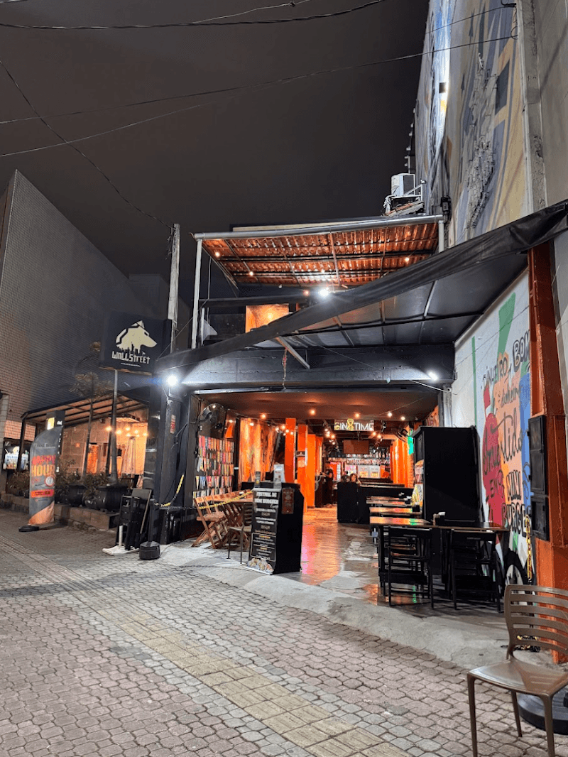 Wall Street | Bar