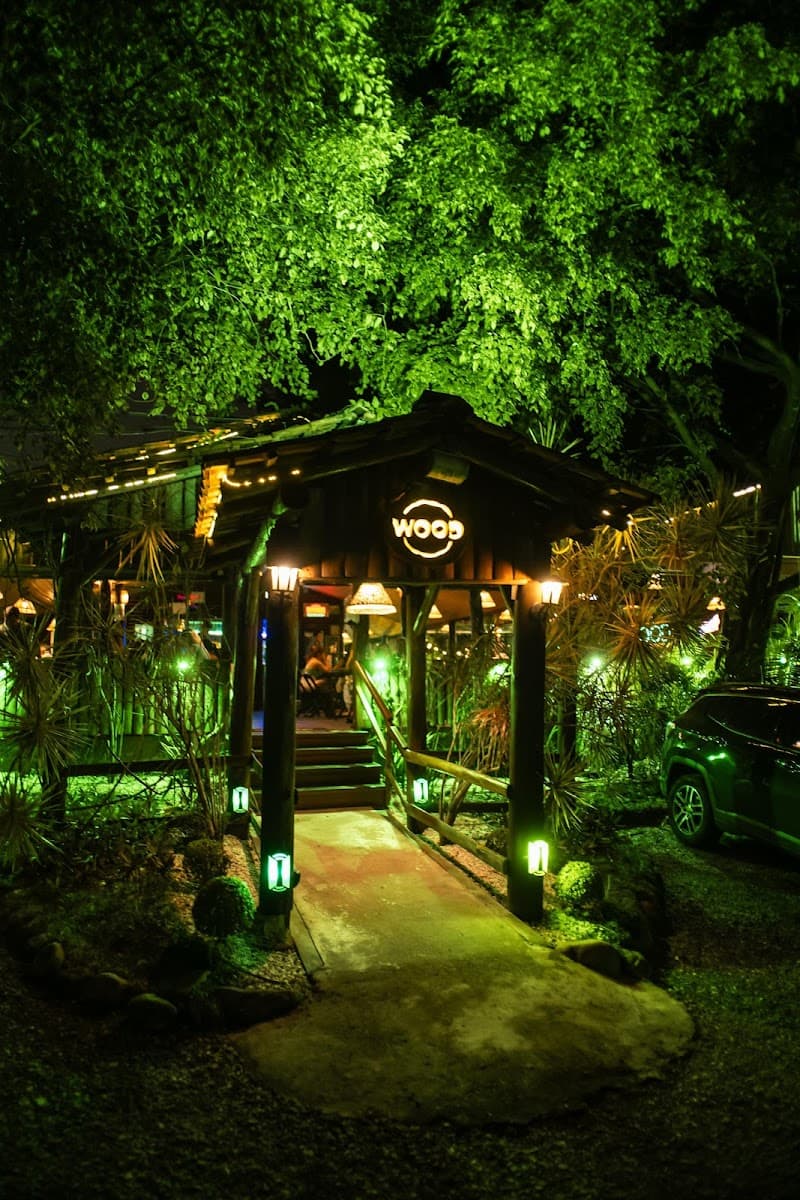 Wood Bar & Choperia