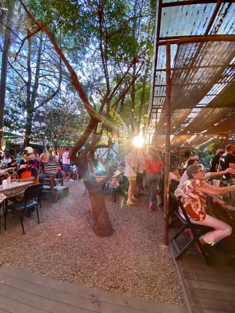 Bar e Restaurante em Scs - Jardim Secreto