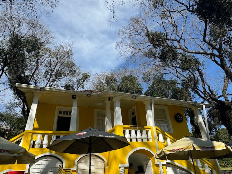 Casa Amarela Barigui